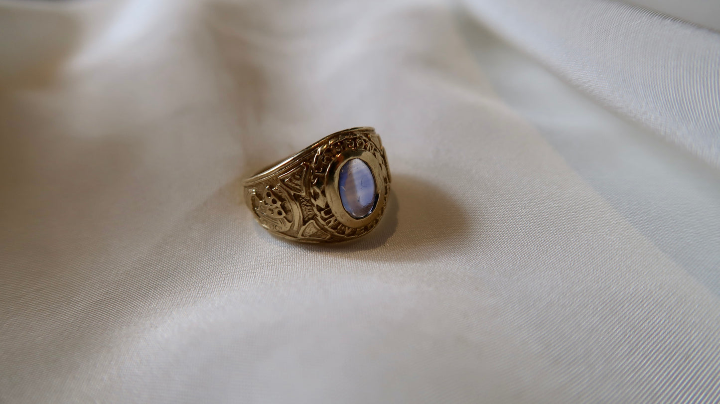 9ct Moonstone Ring