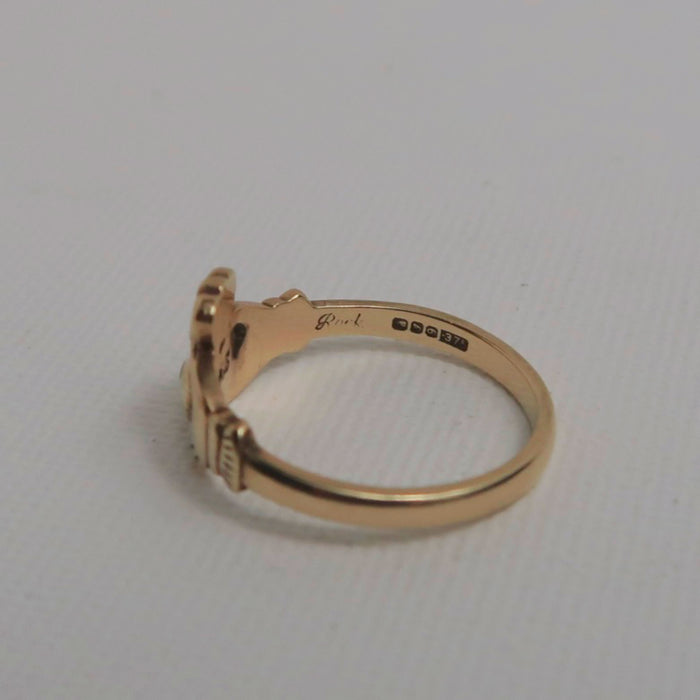 Vintage Sapphire Claddagh
