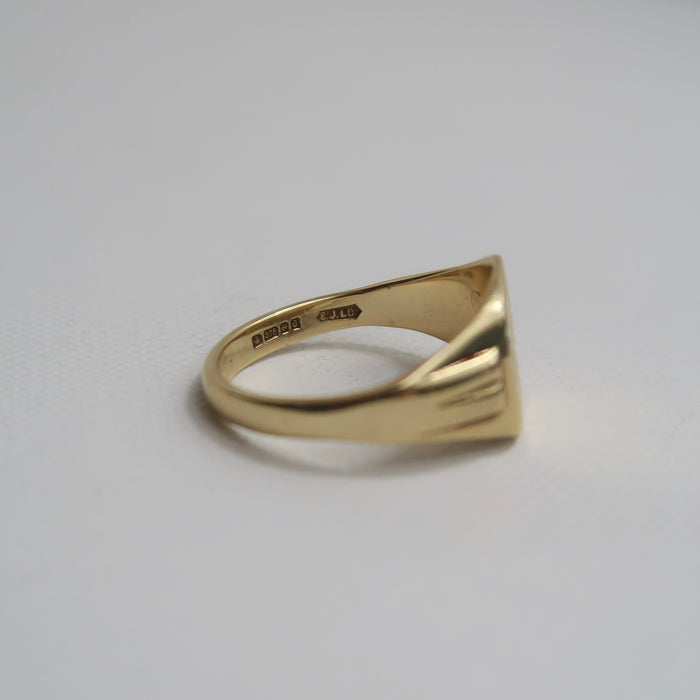 9ct Engraved Sun Signet Ring