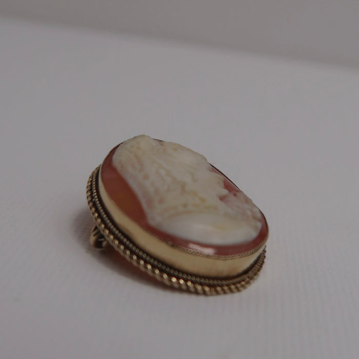 9ct Cameo Brooch