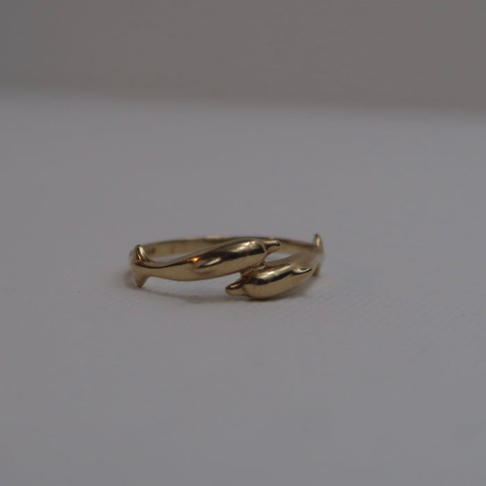 Dolphin Ring