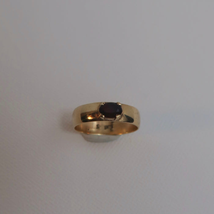 Garnet Ring