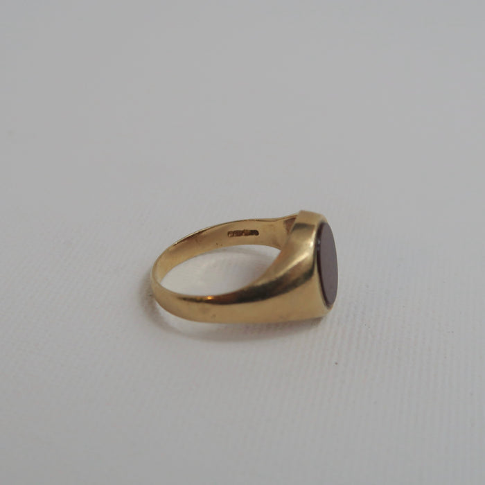 Red Cabochon Signet Ring
