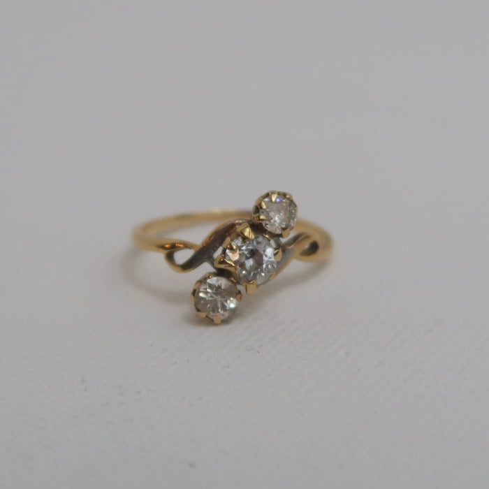 CZ 3 Stone Twist Ring