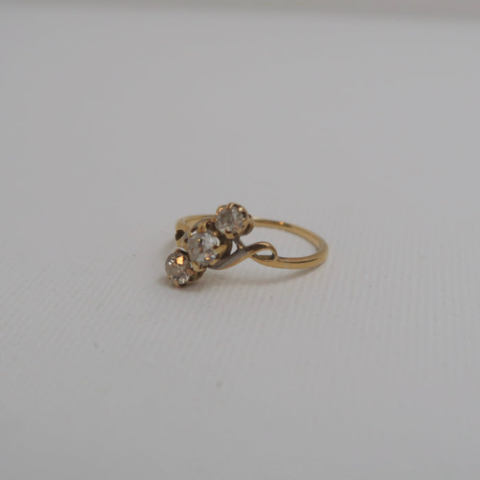 CZ 3 Stone Twist Ring