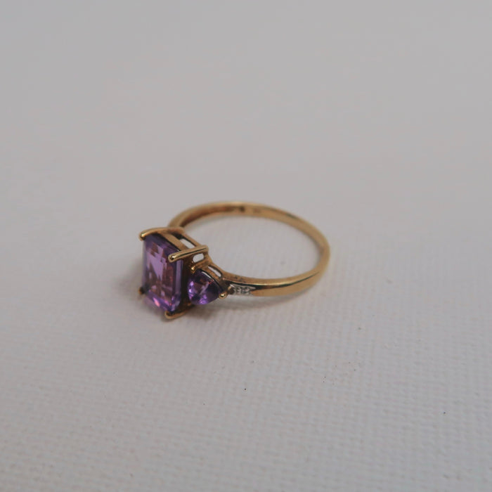 3 Stone Amethyst Ring