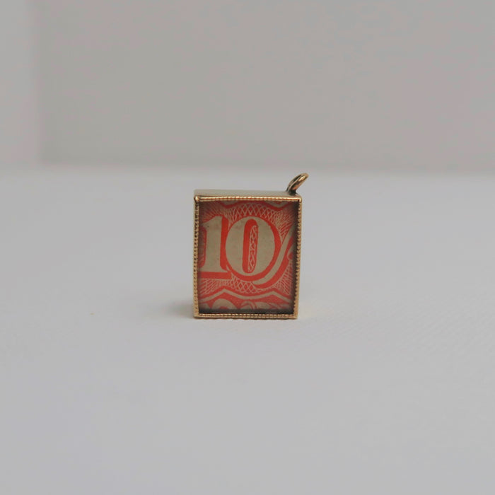 1970s "10 shilling note" Charm
