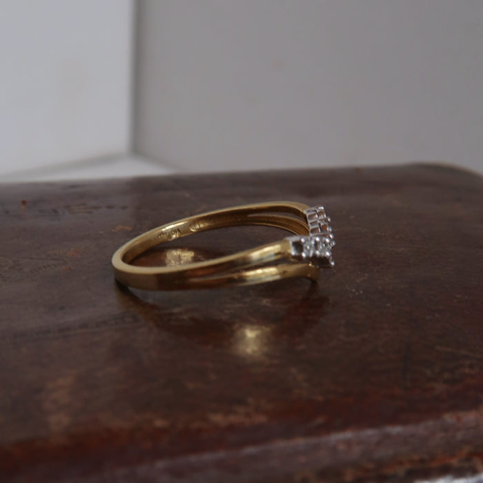 Minimalist V-Shaped Diamond Band