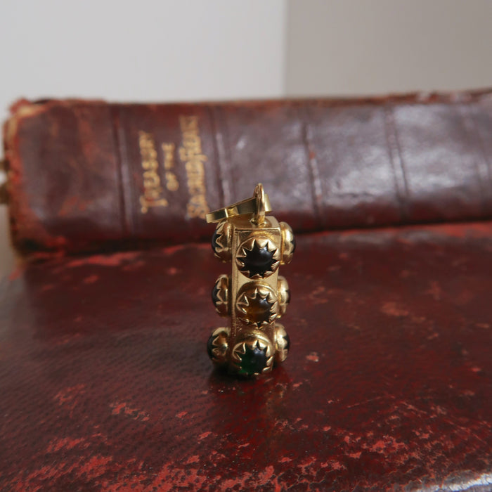 Traffic Light Pendant (1973)