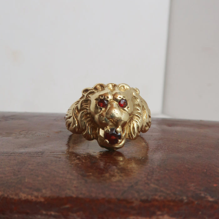 Lion Head Ring