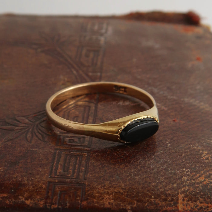 Oval Onyx Signet