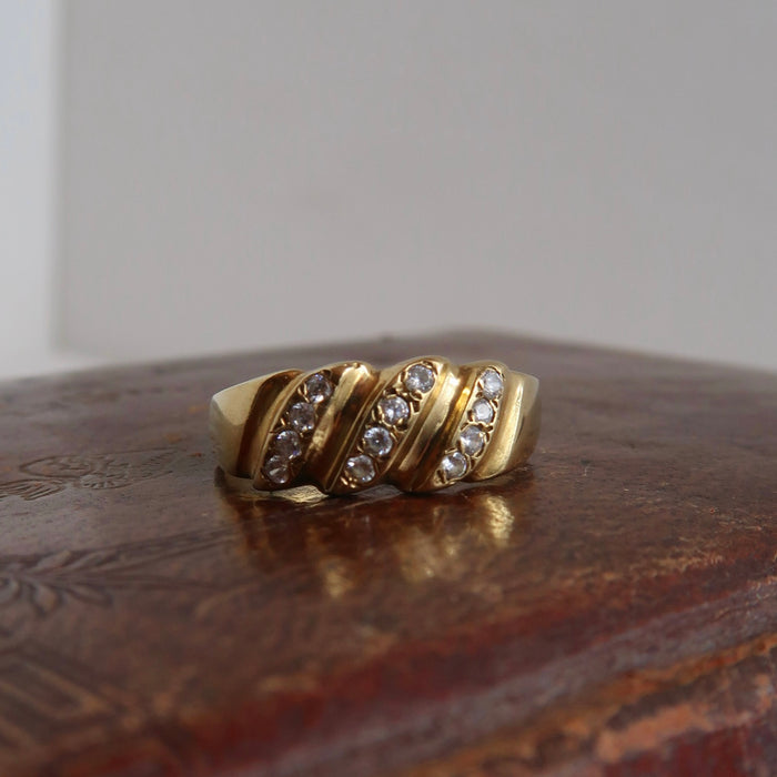 CZ Croissant Band