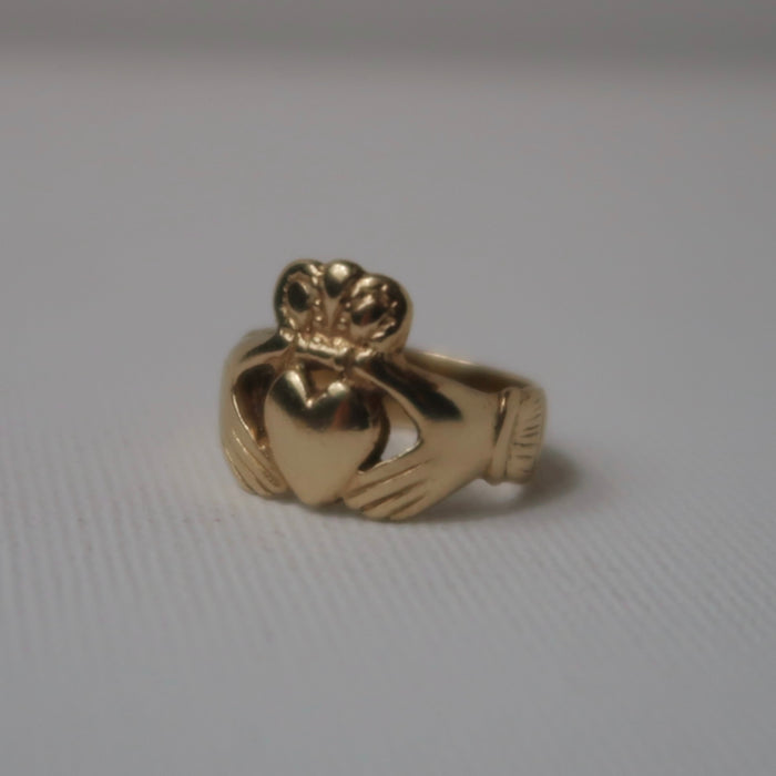 Chunky Vintage Claddagh