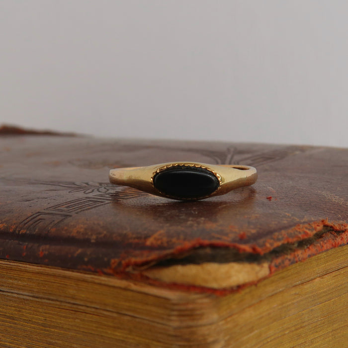 Oval Onyx Signet