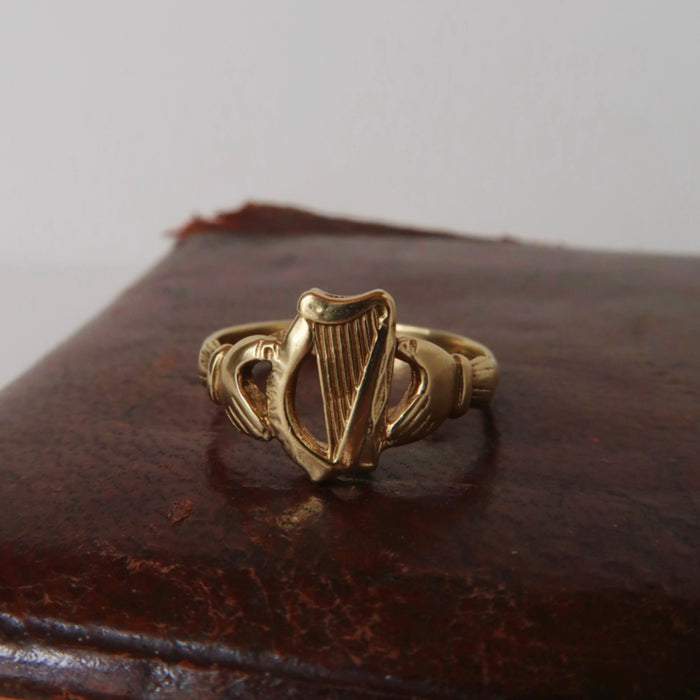 Harp Claddagh Ring