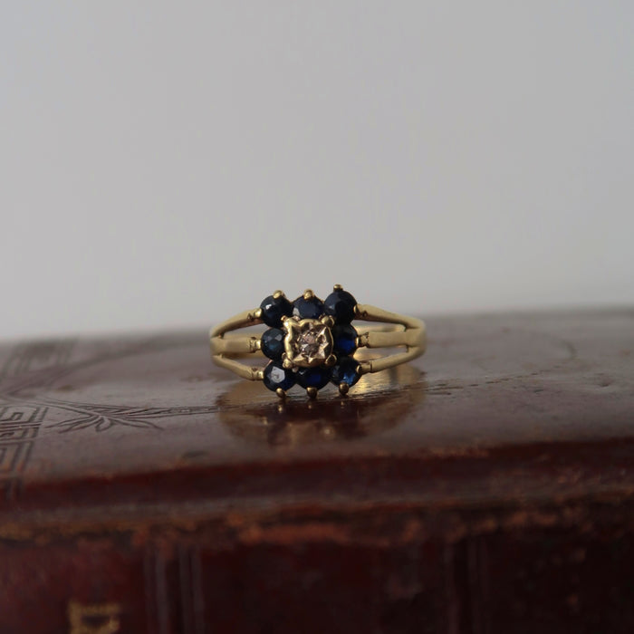Vintage Sapphire & Diamond Cluster Ring (1980)