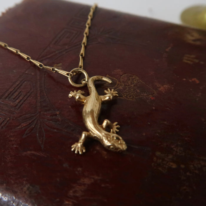 9ct Gecko Pendant