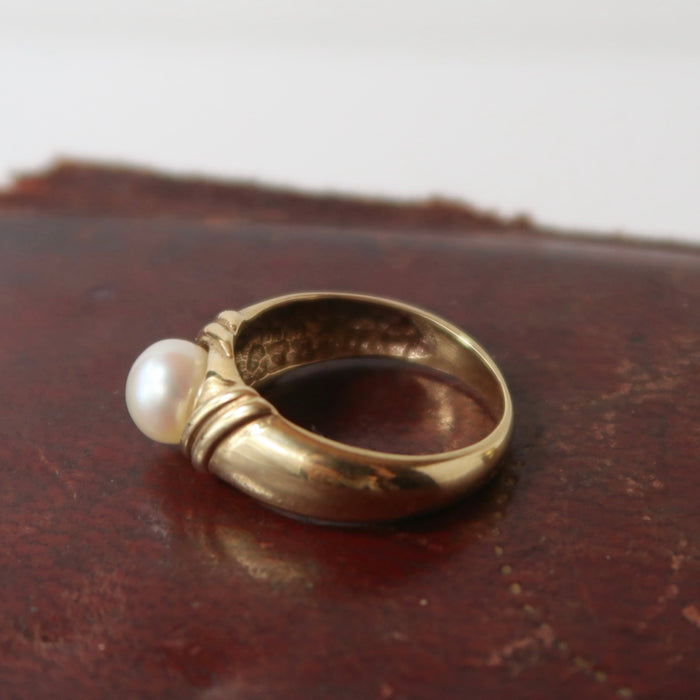 Chunky Pearl Ring