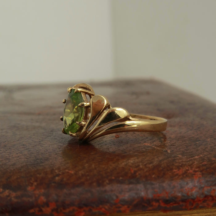 Dainty Peridot Ring (1993)