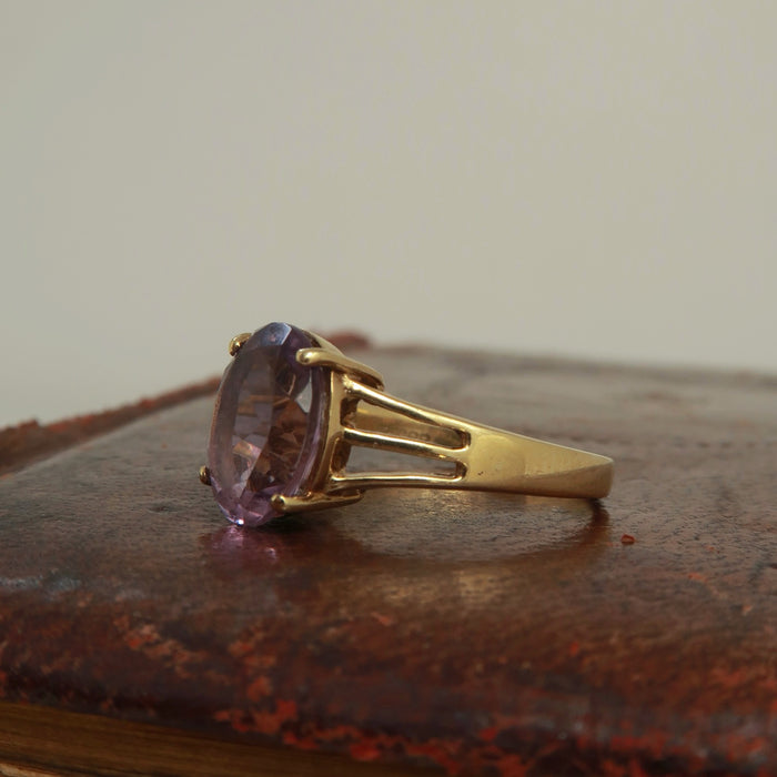 Oval Amethyst Solitaire Ring