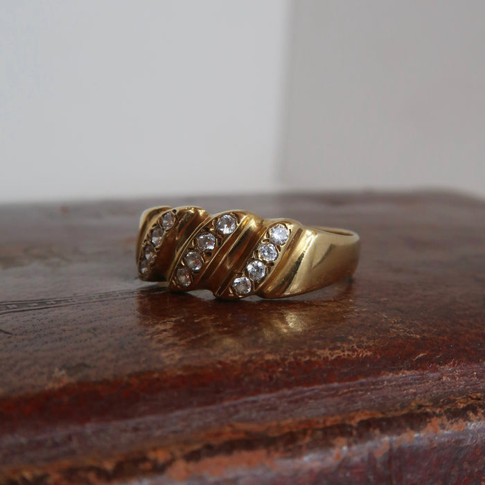 CZ Croissant Band