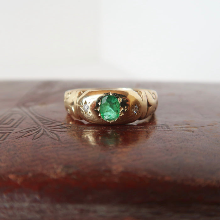 Emerald & Diamond Ring
