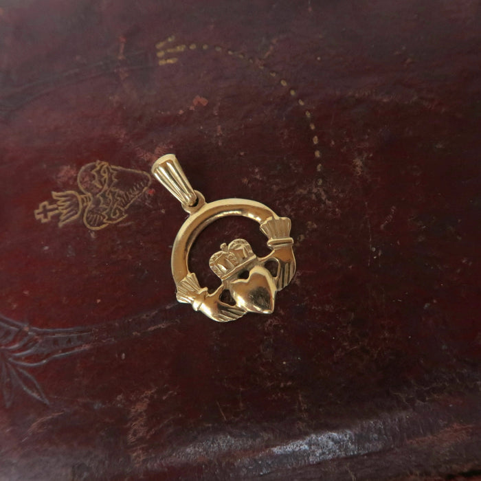 Claddagh Pendant