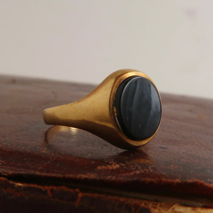 Oval Onyx Signet