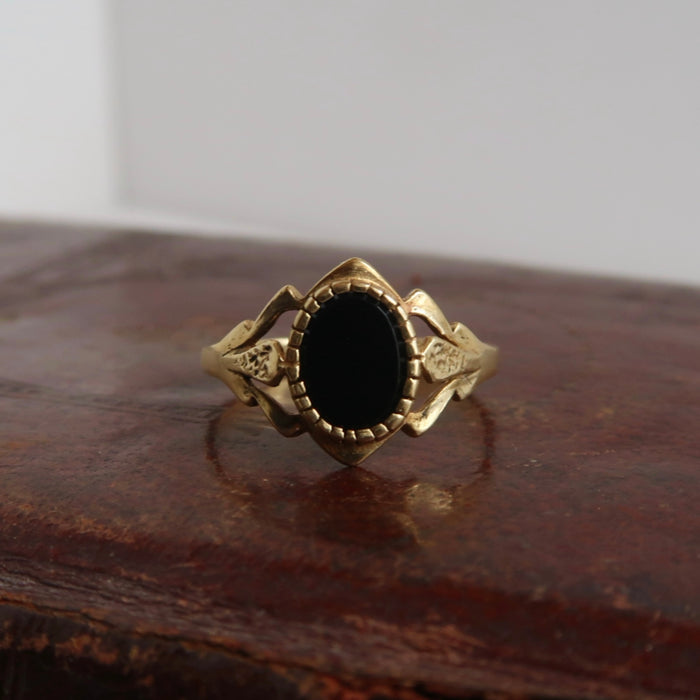 Decorative Onyx Signet Ring